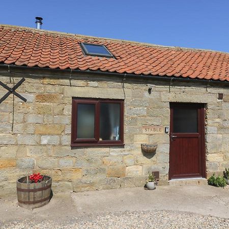 Stable Cottage Staintondale 外观 照片