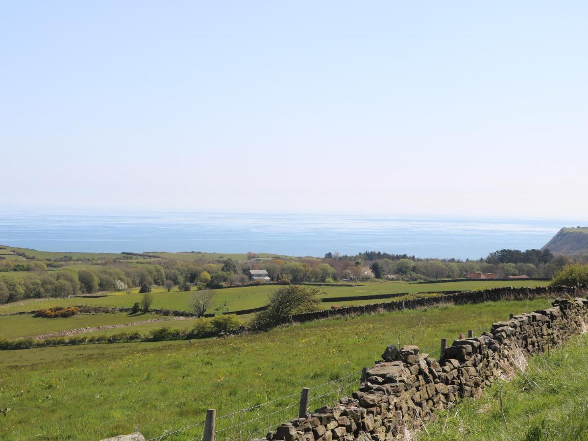 Stable Cottage Staintondale 外观 照片